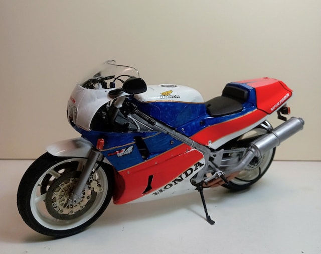 ^~oCNvf1/12hϊiz_VFR750  zr[ 