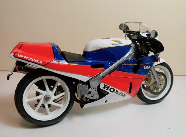 ^~oCNvf1/12hϊiz_VFR750  zr[ 