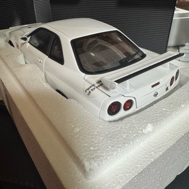 ŖWiI[gA[g1/18 XJCC GT-R R34 VXybNII  zr[ 