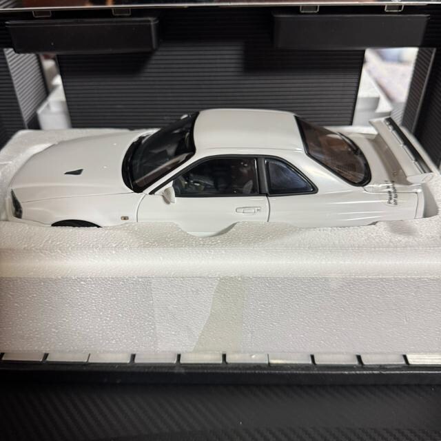 ŖWiI[gA[g1/18 XJCC GT-R R34 VXybNII  zr[ 
