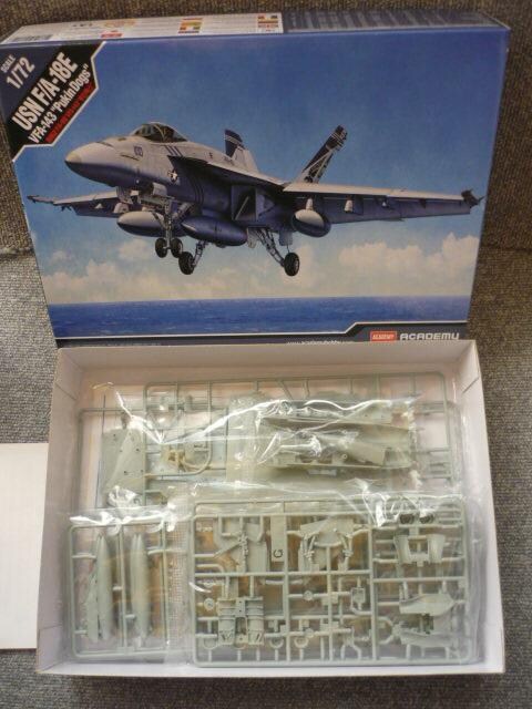 vfuUS Navy F/A-18@VF-148vR4
