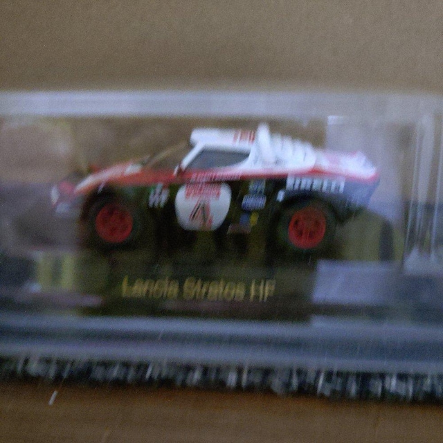 ~jJ[@`XggXHF 1/64  zr[ 