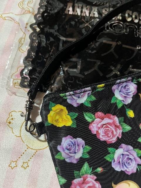 mmGt^AiXC ANNA SUI[Yvg@RXP[X