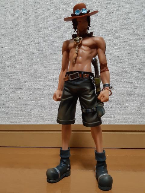 ONE PIECE スーパーDX ザ ポートガス・D・エース フィギュア:ONE