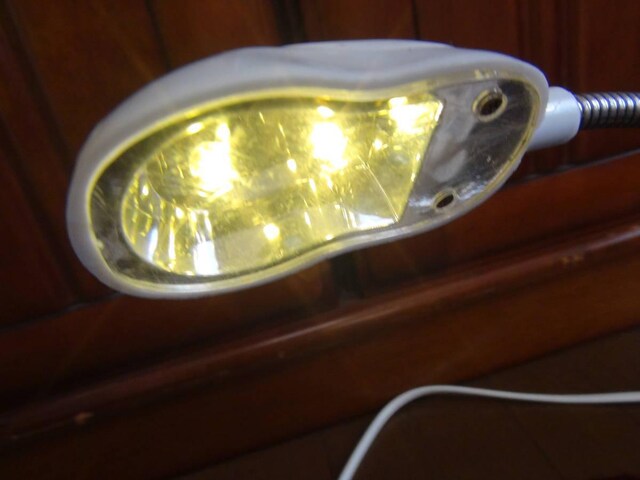 USB[qCg!  Ɠd/AV 