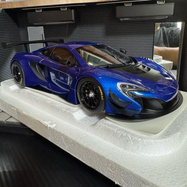 Wi I[gA[g 1/18 }N[ 650S GT3   zr[ 