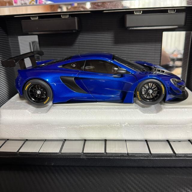 Wi I[gA[g 1/18 }N[ 650S GT3  zr[ 