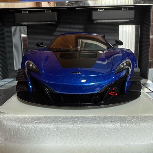 Wi I[gA[g 1/18 }N[ 650S GT3  zr[ 