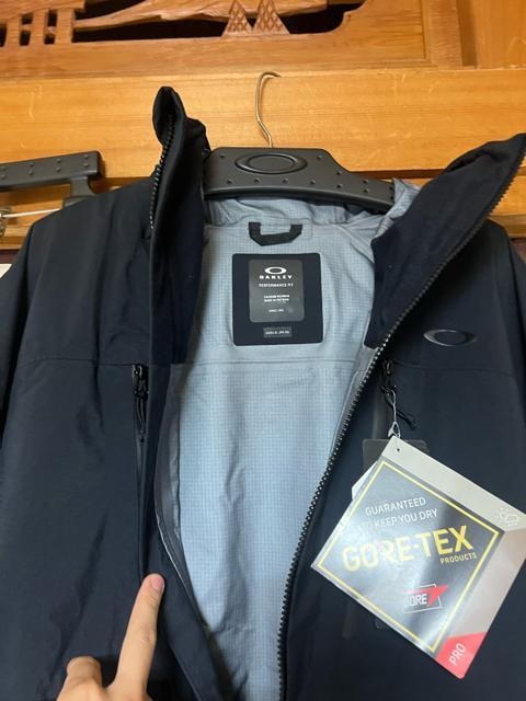 BOWLS GORE-TEX PRO SHELL JACKET  uh 