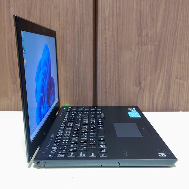 SONY VAIO Corei7 12GB SSD512GB u[C Windows11 Office2024 J  PC{/Ӌ@ 