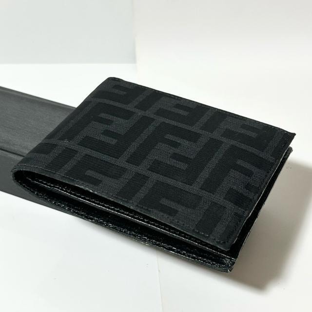 i FENDI tFfB YbJ LoX ܂ z ubN  uh 
