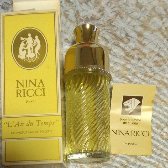 NINA RICCI@   uh 