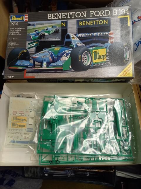 x BENETTON FORD B194   zr[ 