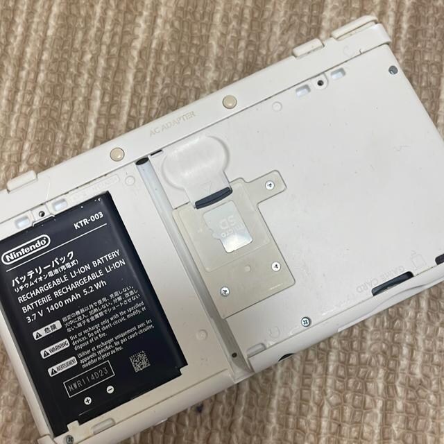 yJo[znew CV3DS {