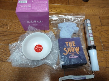 Travis Japan Ƃт q gW yCg