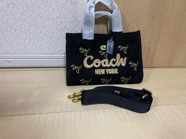 COACH R[`@J[S g[g26 LV[vg@@߂邳񒅗p  uh 