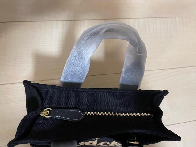 COACH R[`@J[S g[g26 LV[vg@@߂邳񒅗p  uh 