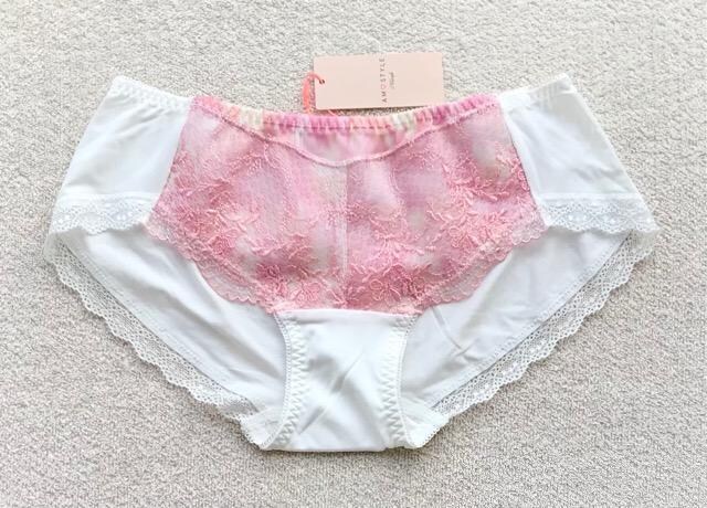 Triumph AMOSTYLE V[c MTCY 10Zbg  t@bV 