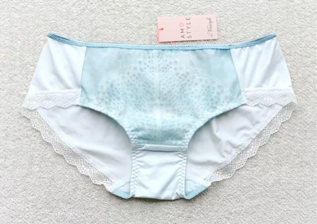 Triumph AMOSTYLE V[c MTCY 10Zbg  t@bV 