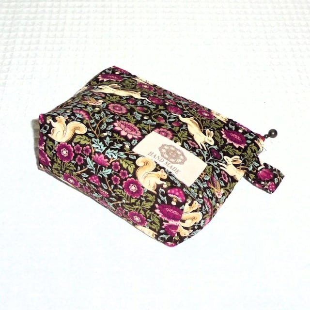 yPRpzAntique Flowerforest animalsԃbhnt@Xi[|[`  t@bV 