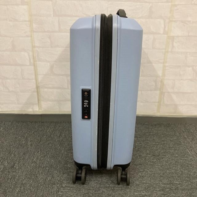  AMERICAN TOURISTER X[cP[X  jt@bV 