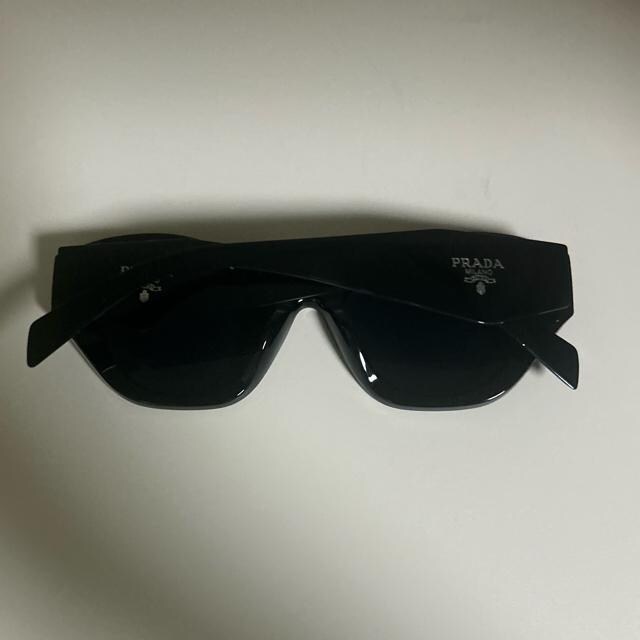 PRADA v_ TOX  uh 