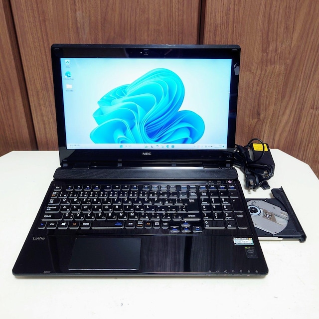 NEC LaVie Corei7 16GB SSD512GB u[C Windows11 Office2024 J  PC{/Ӌ@ 