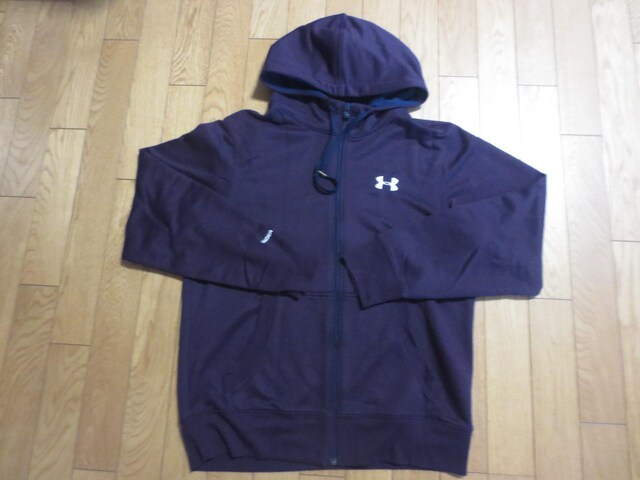 UNDER ARMOUR  A_[A[}[@|GXe@tWbv@p[J[@MD 