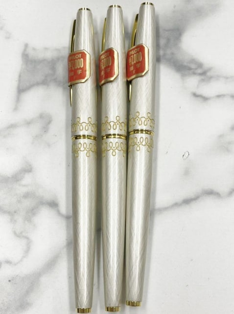 PILOT NM y K143{Zbg   CeA/Ct 