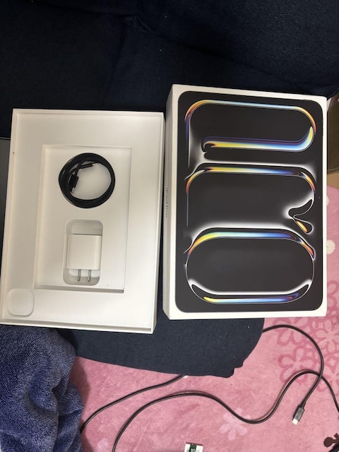 iPadPro 11C`5 WiFif 256GB  PC{/Ӌ@ 