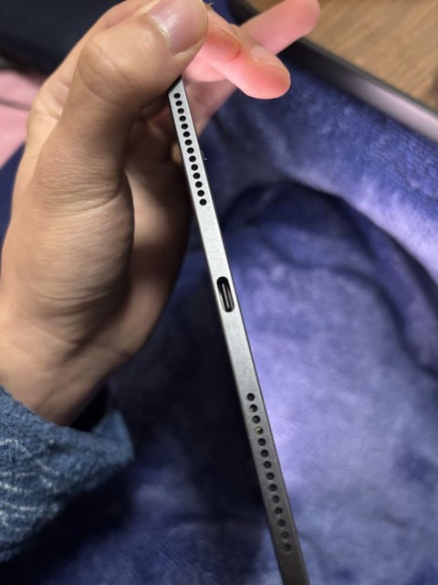 iPadPro 11C`5 WiFif 256GB  PC{/Ӌ@ 