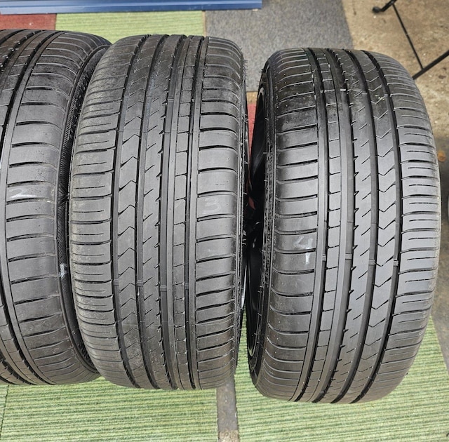 yɏizBBS GERMANYW[}j[SX 18C`8j+45 pcd120^Ct4{Zcg225/40R18  /oCN