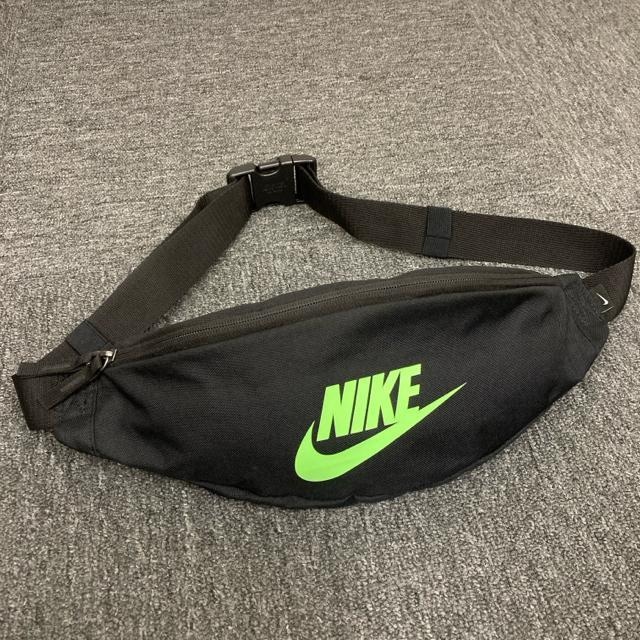 NIKE iCL we[W {fBobO ubN   uh 