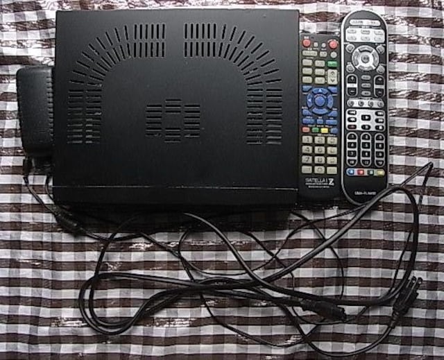 SATELLAP@TeP@TePZ̃R@wKR@UMA-PLRM02   Ɠd/AV 