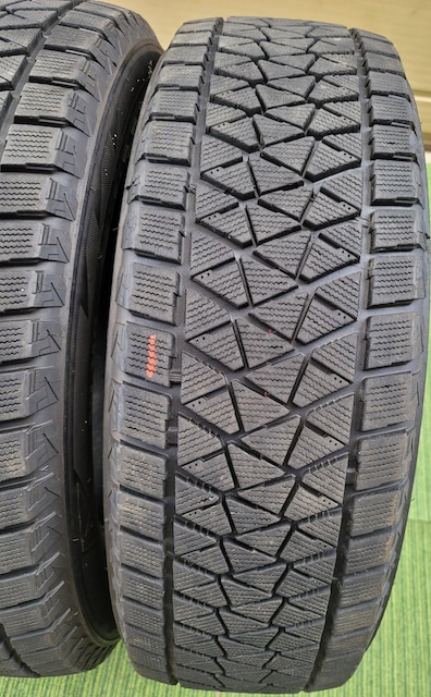 BRIDGESTONE DM-V2 235/65R18 106Q Ã^C4{ZbguaXg uUbNDM-V2 NTX  /oCN