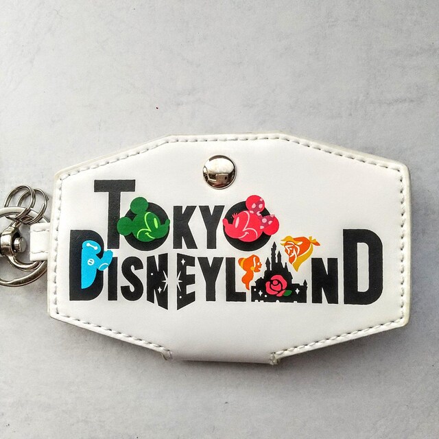 fBYj[h@L[P[X@L[z_[@Disneyland@KeyHolder   
