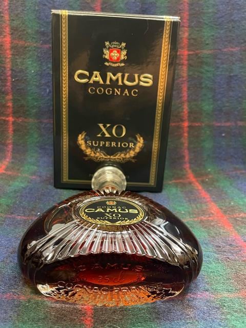 J~@COGNAC CAMUS XO SUPERIOR uf[ COGNAC AR[ CAMUS  O/hN 