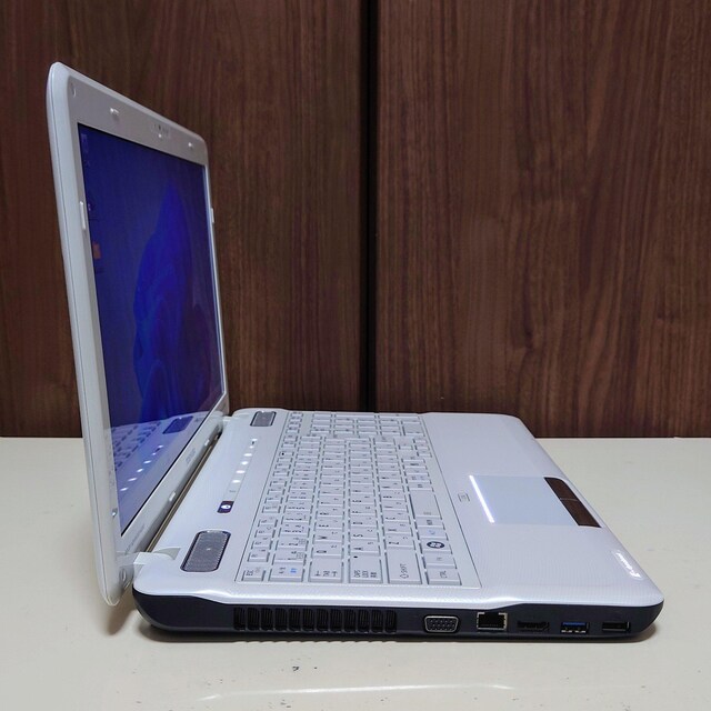 TOSHIBA dynabook Corei7 16GB SSD512GB Office2024 u[C WebJ  PC{/Ӌ@ 