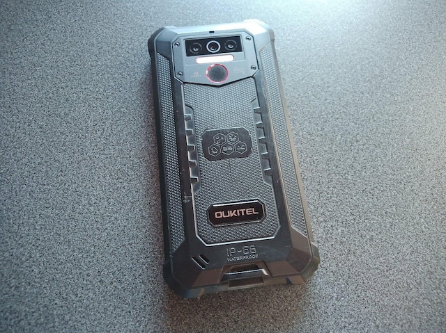 OUKITEL WP5 聦  Ɠd/AV 