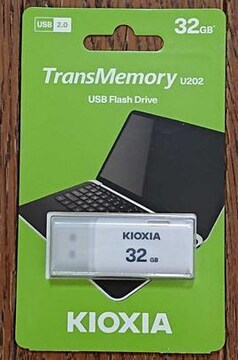 KIOXIA 32GB USB