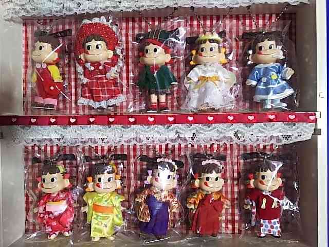 アイドルペコちゃん '05 全10種 コレクションケース 新品同様