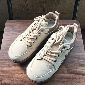 Vi 22.5cm fB[X Xj[J[ x[W V[Y C gAbv