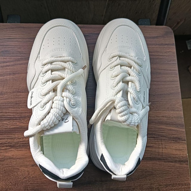 Vi 23cm fB[X Xj[J[ zCg V[Y C  킢  t@bV 