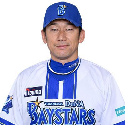 値下げ 三浦大輔 直筆サイン入り 2005年交流戦ホームユニフォーム 三浦大輔 直筆サイン入りユニフォーム 交流戦 赤レンガ 横浜