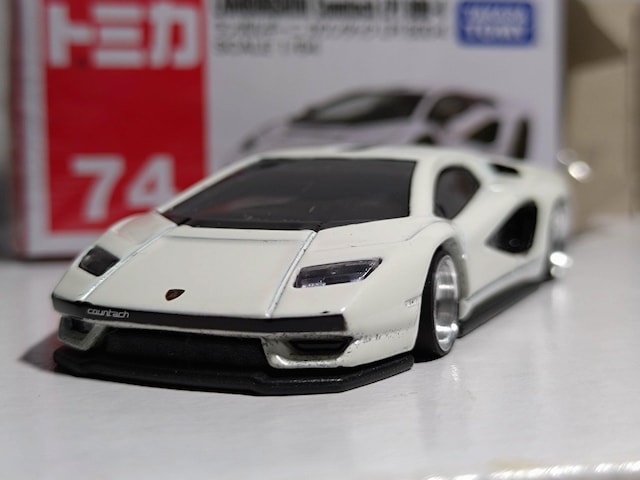 yg~Jz{Mj JE^bN LPI  800-4 