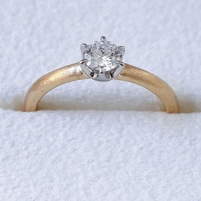 agete AKbg _Ch O K18YG Pt900 0.224ct F VS-2  uh 