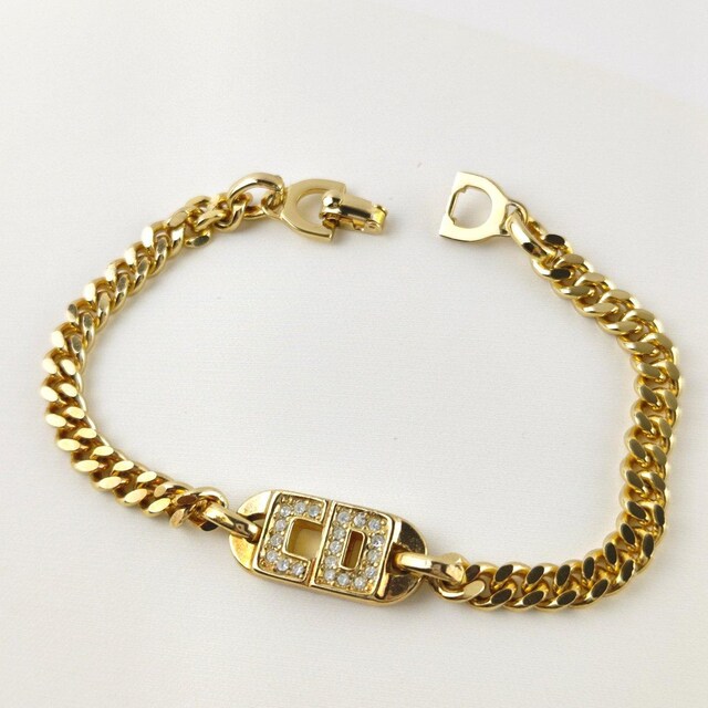 Christian Dior uXbg  uh 