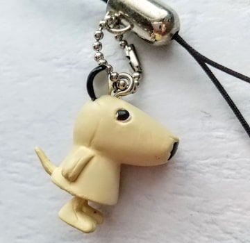 strap@@ueA@