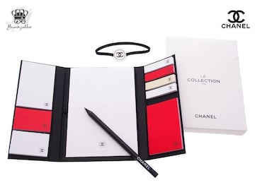 Vl mxeB LA COLLECTION  t ҂ Zbg CHANELyKiz