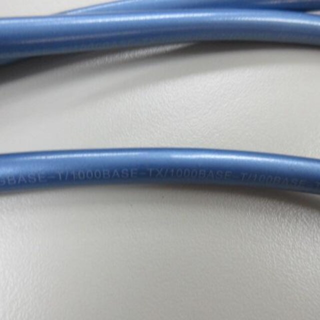 ELECOM P[u 3m 1{  PC{/Ӌ@ 